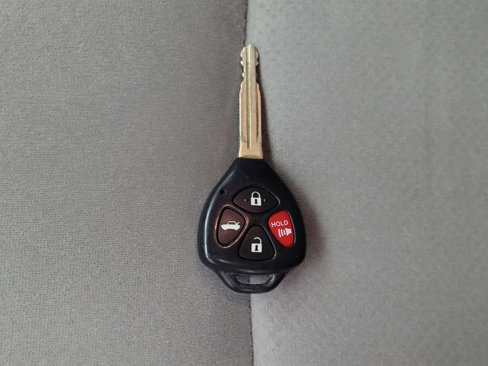 Used 2013 Toyota Corolla L image 32
