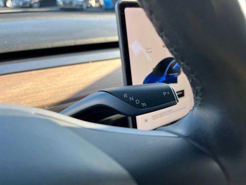 Used 2018 Tesla Model 3 Long Range image 22