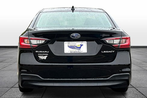 Used 2022 Subaru Legacy image 4