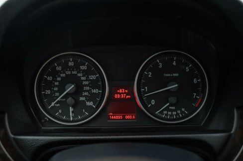 Used 2011 BMW 328i xDrive Sedan w/ Premium Pkg image 18