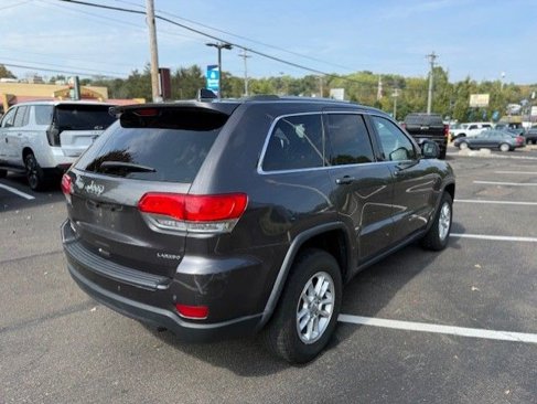 Used 2018 Jeep Grand Cherokee Laredo image 7