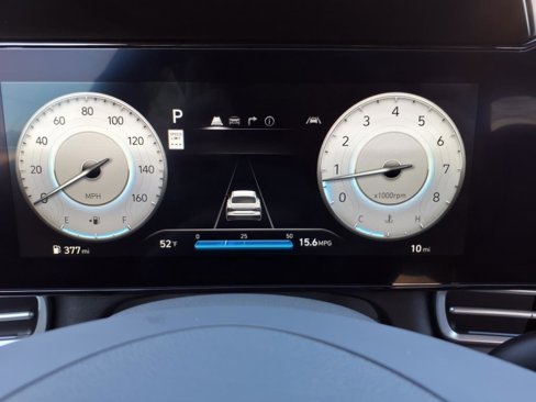 Certified 2025 Hyundai Elantra SEL image 12