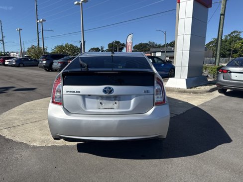 Used 2015 Toyota Prius Four image 6