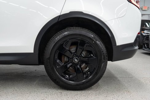 Used 2022 Land Rover Discovery Sport SE image 35