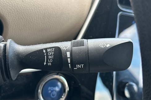 Used 2018 Toyota Prius One image 30