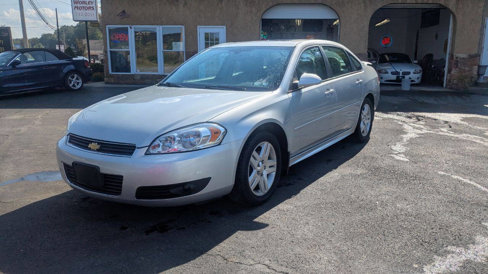 Used 2011 Chevrolet Impala LT w/ Luxury Edition Package image 33