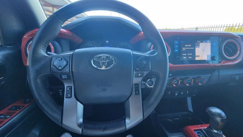 Used 2019 Toyota Tacoma TRD Sport image 37