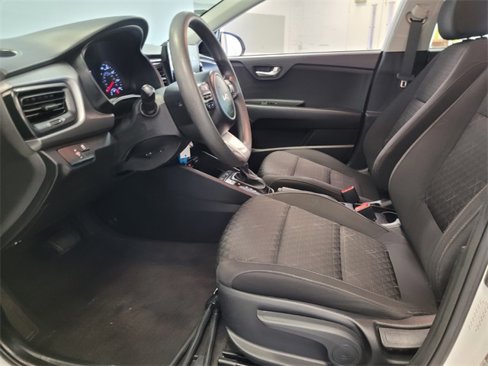 Used 2023 Kia Rio LX image 5