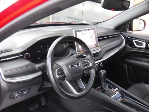 Used 2022 Jeep Compass Limited w/ (RED) Package image 17