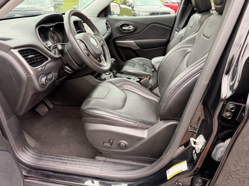 Used 2022 Jeep Cherokee Limited image 11