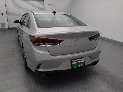 Used 2018 Hyundai Sonata Sport image 6