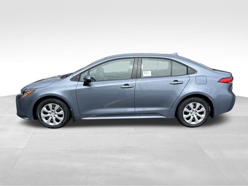 New 2025 Toyota Corolla LE image 2