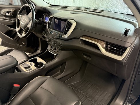 Used 2019 GMC Terrain Denali w/ Advanced Safety Package image 33