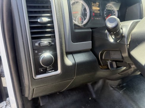 Used 2017 RAM 1500 Tradesman w/ Power & Remote Entry Group image 9