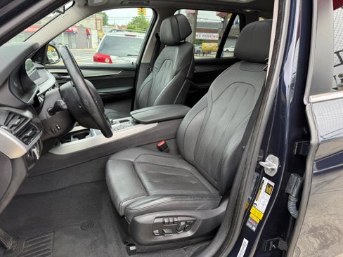 Used 2016 BMW X5 xDrive40e image 7