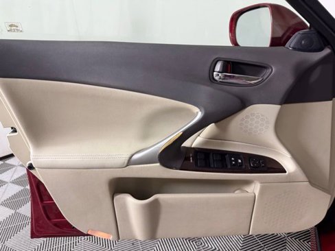 Used 2011 Lexus IS 250 image 15