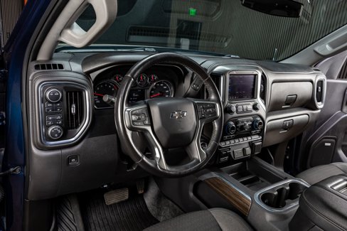 Used 2021 Chevrolet Silverado 1500 LT Trail Boss w/ Convenience Package II image 17