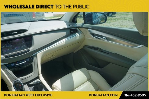 Used 2017 Cadillac XT5 Luxury w/ Driver Awareness Package image 16