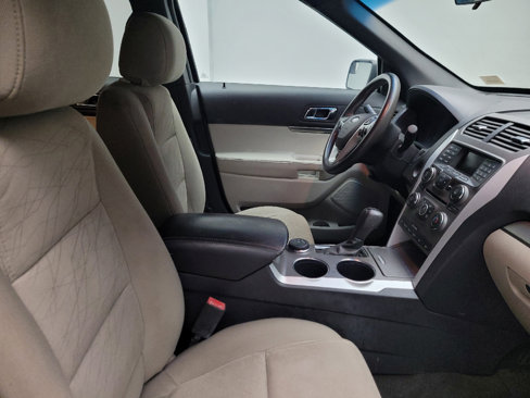Used 2013 Ford Explorer 4WD w/ Class III Trailer Tow Pkg image 21