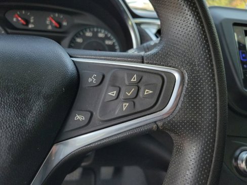 Used 2020 Chevrolet Malibu LT image 16
