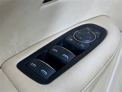 Used 2018 Cadillac XT5 Premium Luxury image 19