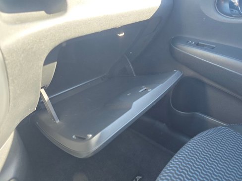 Used 2015 Nissan Versa Note SV image 38