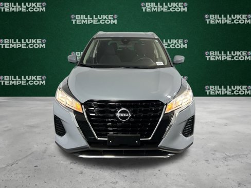 Used 2024 Nissan Kicks SV image 7