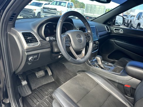 Used 2022 Jeep Grand Cherokee Laredo X image 15