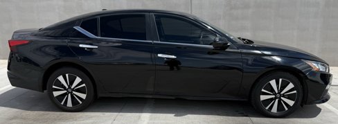 Used 2021 Nissan Altima 2.5 SV image 3