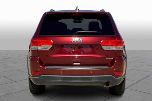 Used 2018 Jeep Grand Cherokee Laredo image 5
