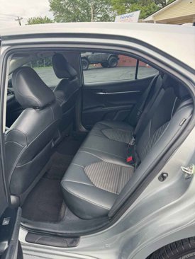 Used 2020 Toyota Camry SE image 10