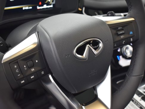 New 2026 INFINITI QX60 Luxe w/ Family Package image 13