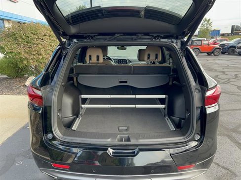 Used 2020 Chevrolet Blazer Premier w/ Driver Confidence II Package image 9