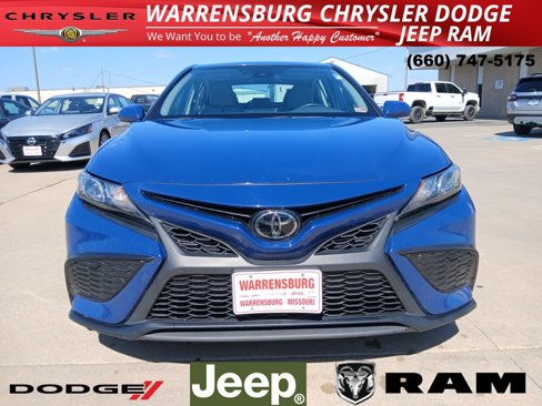 Used 2023 Toyota Camry SE image 8