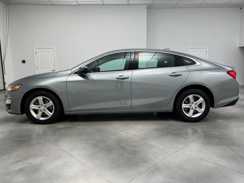 Used 2024 Chevrolet Malibu LT image 4