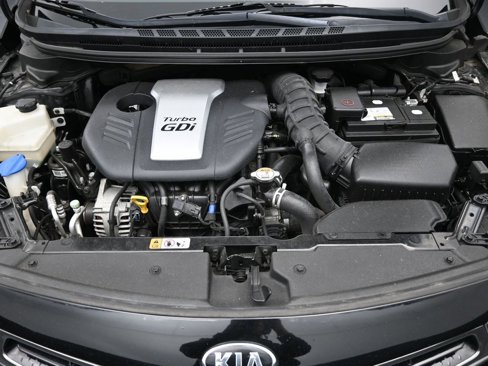 Used 2015 Kia Forte SX image 28