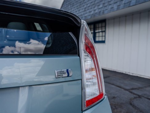 Used 2015 Toyota Prius image 11