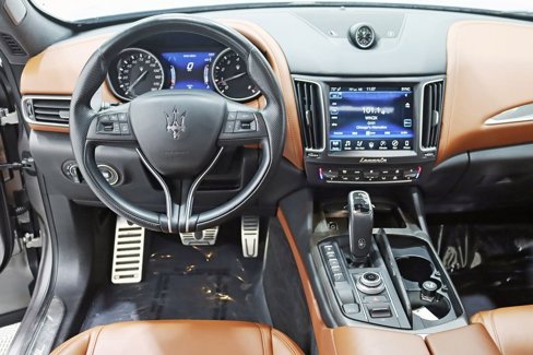 Used 2020 Maserati Levante GranSport image 14