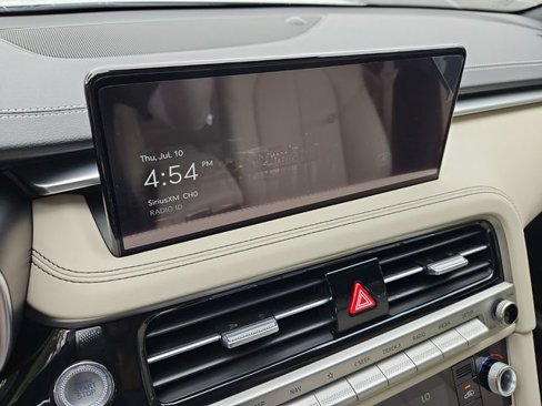 New 2026 Genesis G70 2.5T image 8