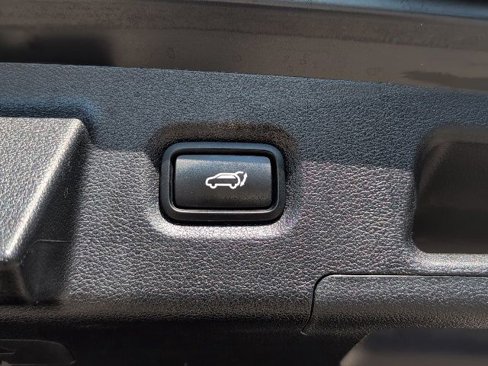 Used 2023 Hyundai Santa Fe SEL image 11