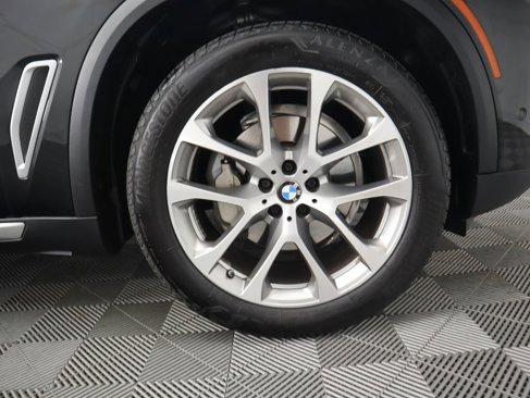 Used 2022 BMW X5 sDrive40i w/ Premium Package image 34