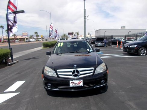 Used 2011 Mercedes-Benz C 300 Luxury image 2