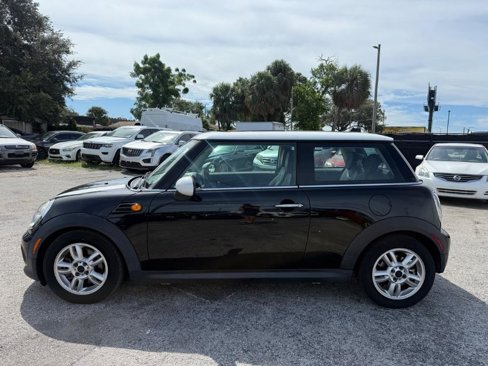 Used 2012 MINI Cooper Hardtop image 8