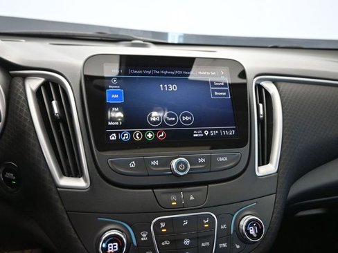 Used 2023 Chevrolet Malibu LT image 34