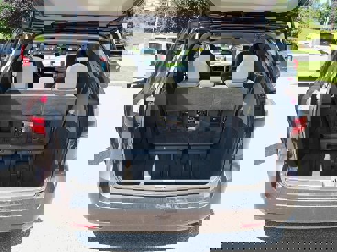Used 2018 Toyota Sienna LE image 19