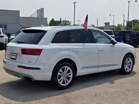 Used 2019 Audi Q7 3.0T Premium Plus image 11