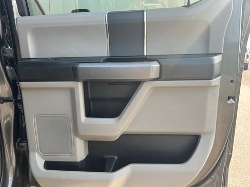Used 2019 Ford F250 XLT w/ XLT Value Package image 14