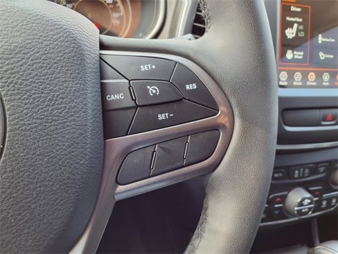 Used 2022 Jeep Cherokee Latitude Lux image 22