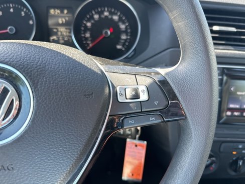 Used 2016 Volkswagen Jetta S image 16