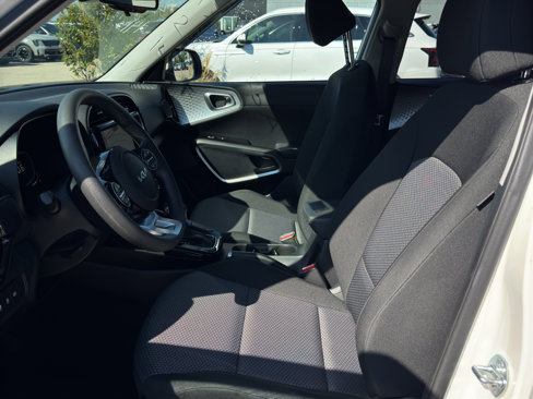 Used 2024 Kia Soul S image 13